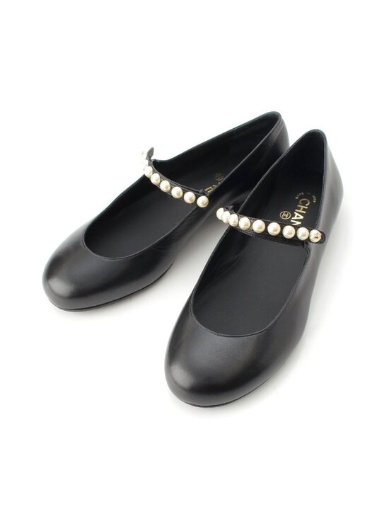 Chanel Shoes - Chanel 40C Mary Jane Goatskin CC Logo Pumps Pearl Shoes Black 40C